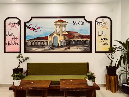 Phòng Deluxe Giường Đôi Có Ban Công