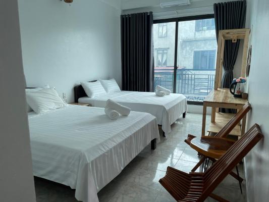 Phòng Có Giường Cỡ King Nhìn Ra Hồ Bơi