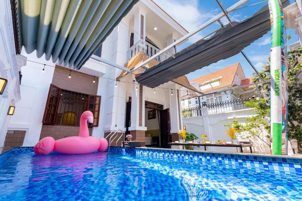 Villa 25 Lạc Long Quân