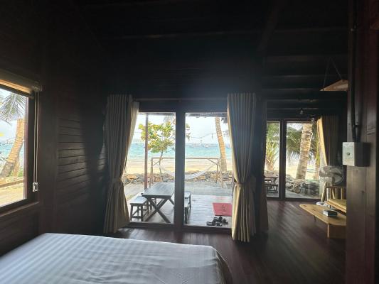 Bungalow Nhìn Ra Biển