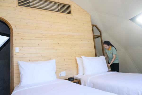Diamond Bungalow Twin