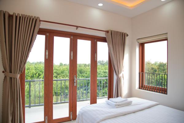 Phòng Giường Đôi Có Ban Công
