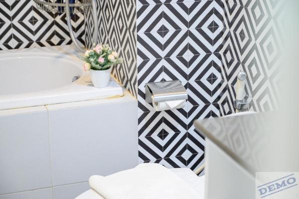 Phòng Deluxe Giường Đôi Có Bồn Tắm