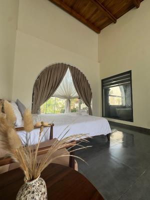 Phòng 4 Người Nhìn Ra Biển