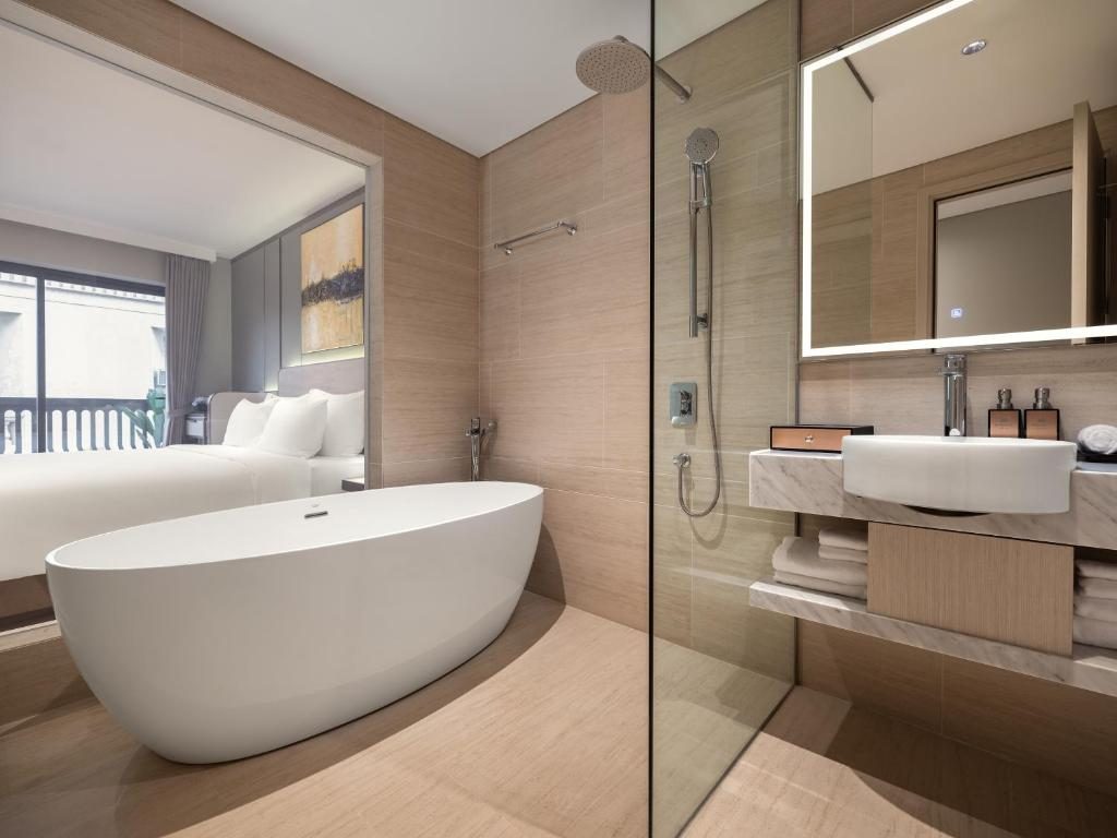 Junior Suite Double City View Room