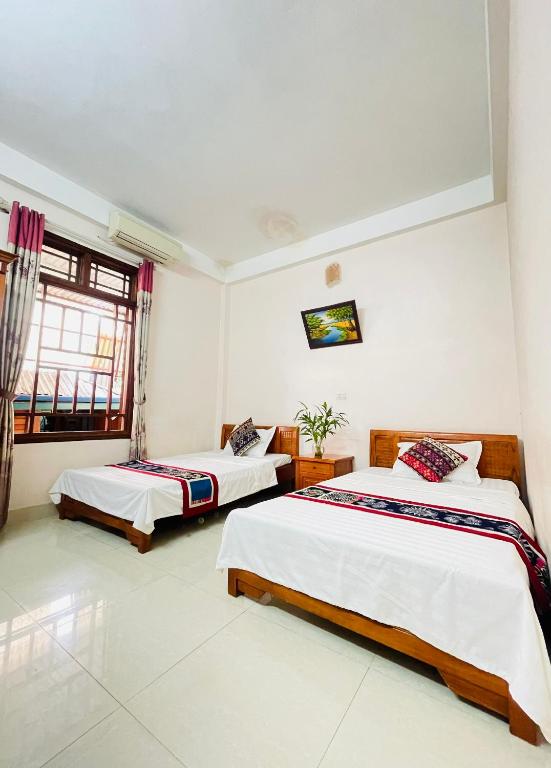 Triple Room with Mountain View