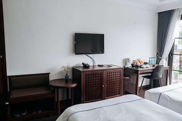 Phòng 2 giường đơn có ban công