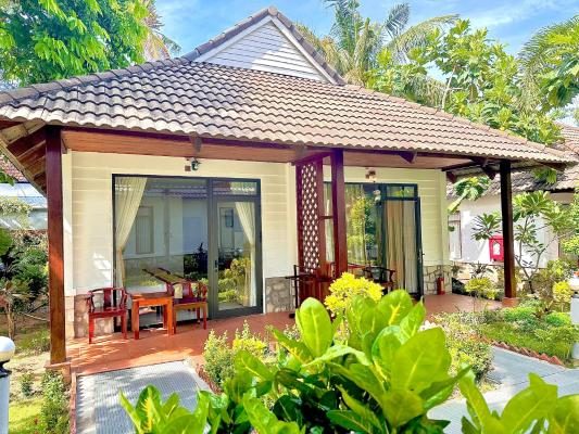Bungalow Deluxe Nhìn Ra Khu Vườn
