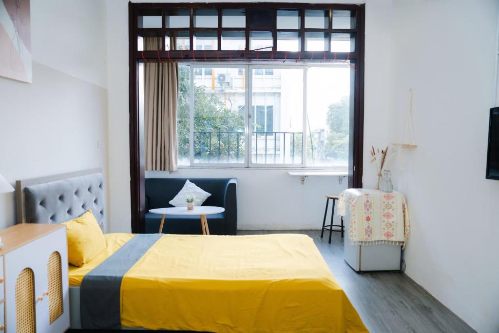 Phòng 2 Giường Đơn Nhìn Ra Thành Phố