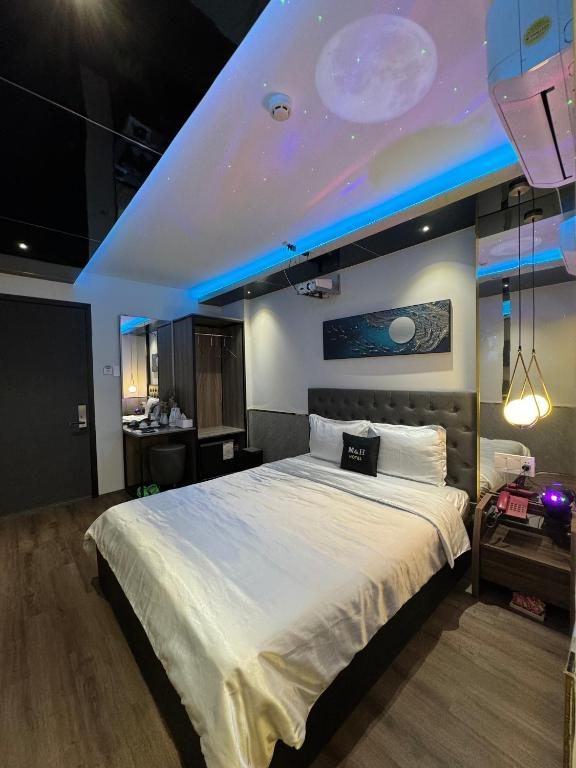 Studio Có Giường Cỡ Queen