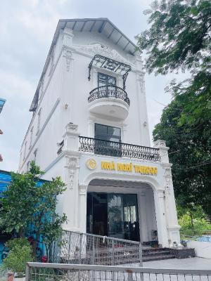 Phòng Có Giường Cỡ King