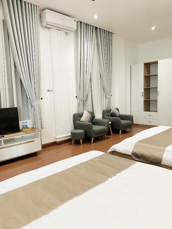 Phòng 4 Người Có Ban Công