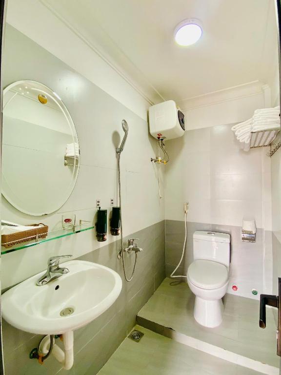 Suite Gia Đình Deluxe