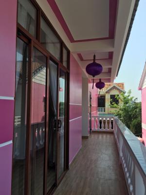 Phòng Deluxe Giường Đôi Có Ban Công