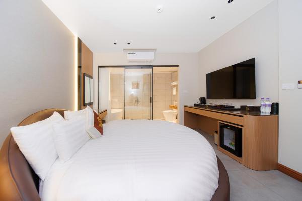 Studio Có Giường Cỡ King
