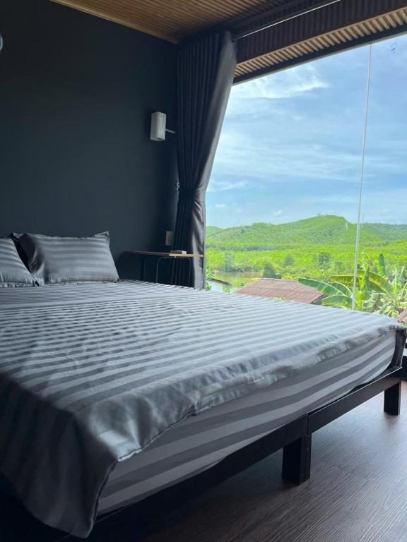 Phòng Deluxe Giường Đôi