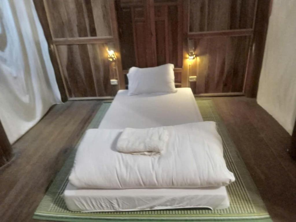Giường Đơn trong Phòng ngủ tập thể