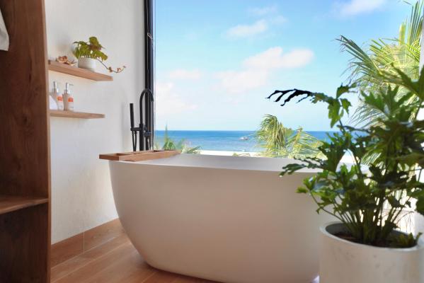 Phòng Deluxe Giường Đôi Với Ban Công và Tầm Nhìn Ra Biển