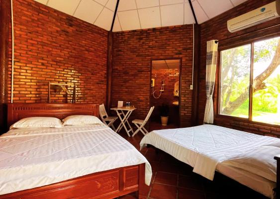 Bungalow Deluxe Nhìn Ra Khu Vườn