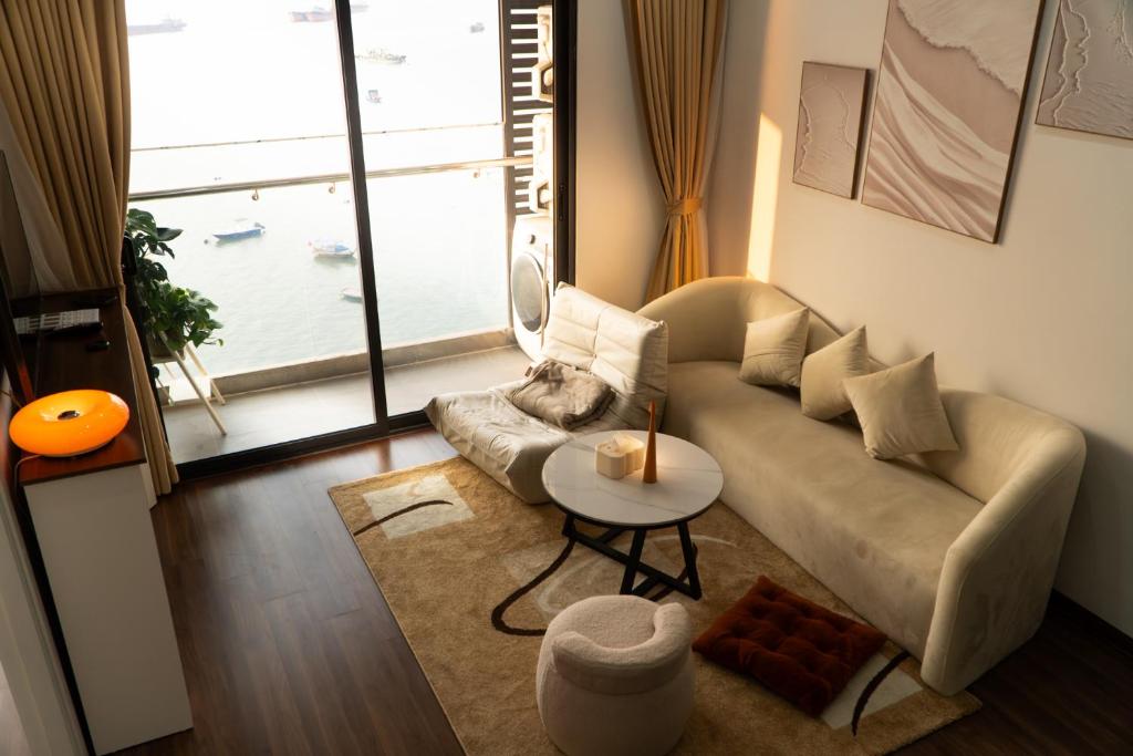 Chạm Space