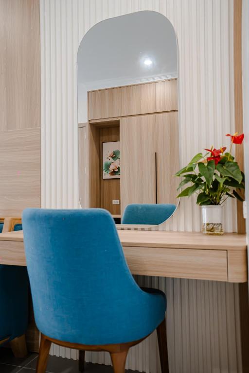 Suite có giường cỡ King với ban công