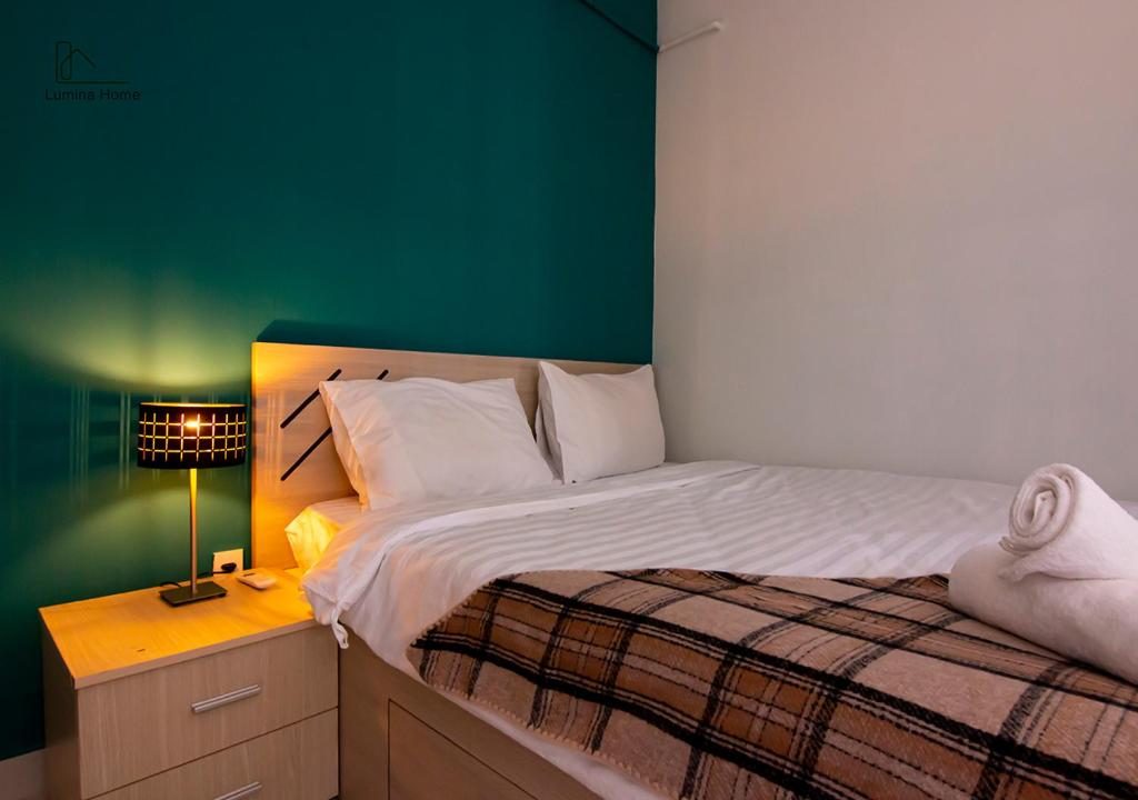 Lumina Home