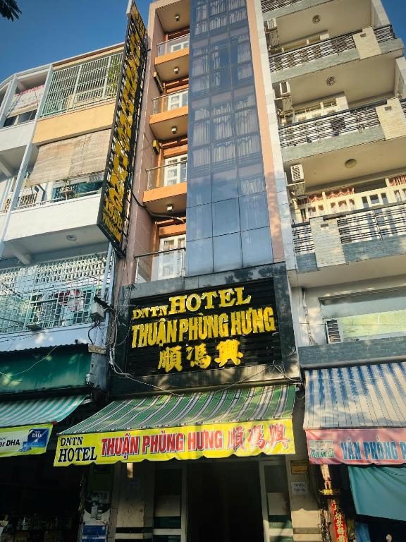 Hotel Thuận Phùng Hưng