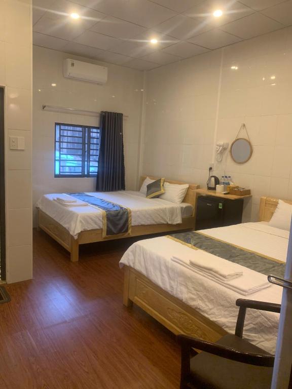 Phòng 4 Người Có Phòng Tắm Riêng