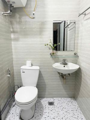 Phòng Tiêu Chuẩn Giường Đôi Với Phòng Tắm Chung