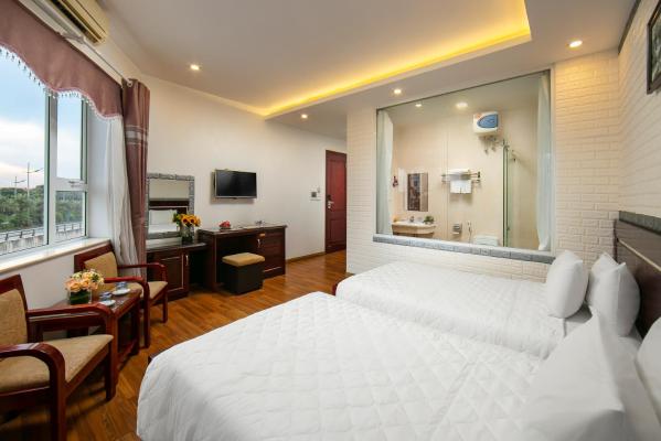 Suite Gia Đình Deluxe