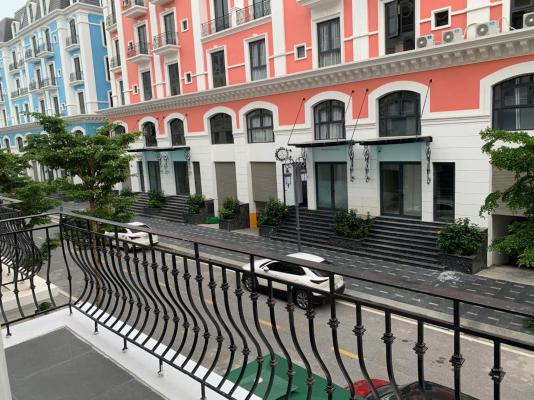 Phòng Deluxe Giường Đôi/2 Giường Đơn Có Ban Công