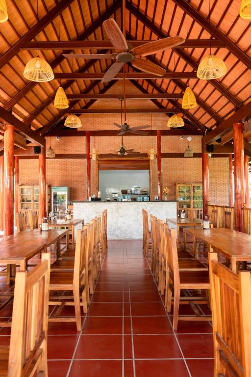 Le Palmier Long An Boutique Resort – Free Outdoor Cinema