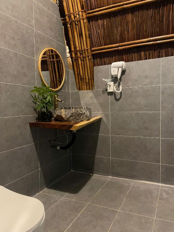 Phòng Deluxe Giường Đôi/2 Giường Đơn Có Ban Công
