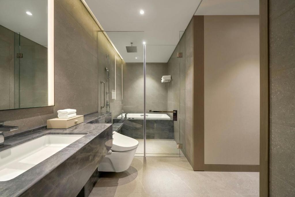 Suite Junior Nhìn Ra Thành Phố