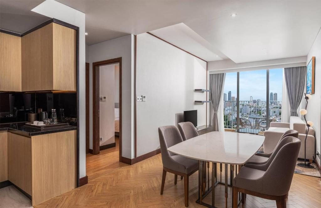Family One-Bedroom Suite with Balcony and City View
