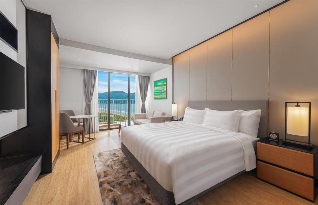 Studio Deluxe có giường cỡ King và Tầm nhìn ra Đại dương