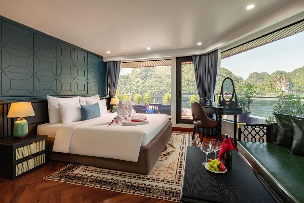 Honeymoon Suite Balcony – 02 Days 01 Night