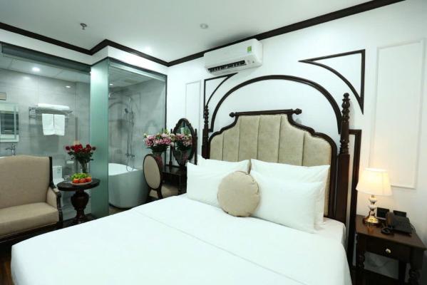 Phòng Deluxe Giường Đôi Có Bồn Tắm