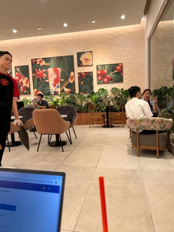 Van tien hotel