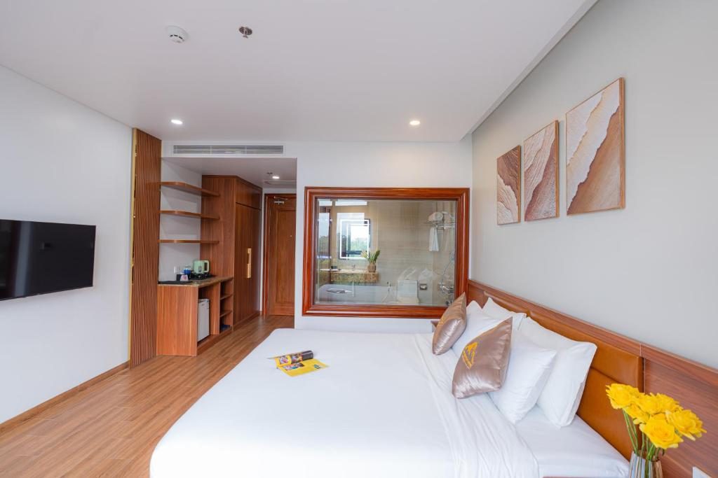 Phòng Deluxe Giường Đôi Có Bồn Tắm