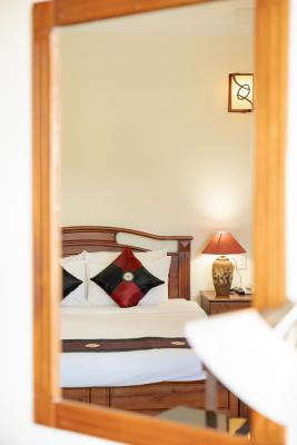 Phòng Deluxe Giường Đôi Có Bồn Tắm