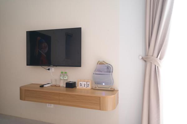 Phòng Deluxe Giường Đôi Có Ban Công