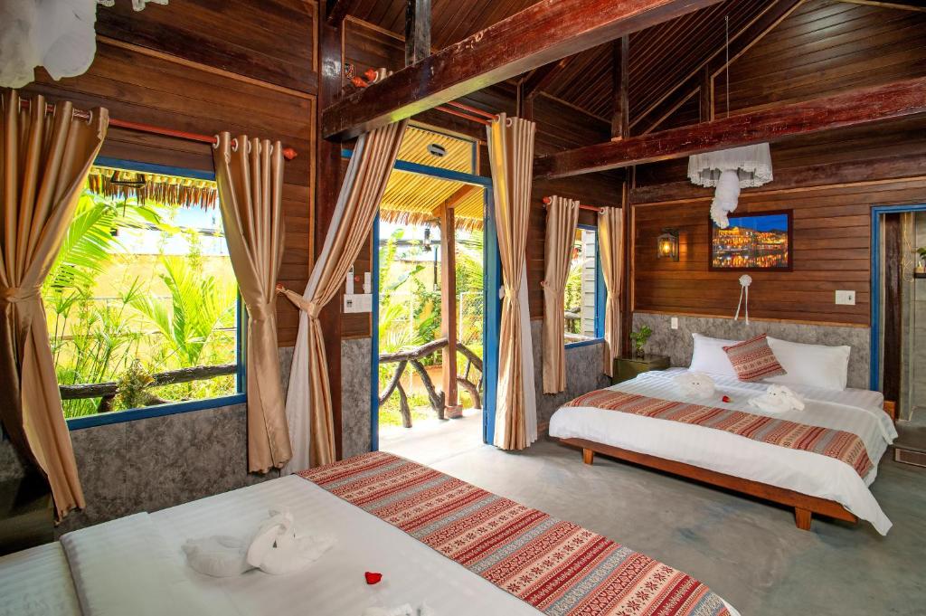 Phòng Deluxe Giường Đôi