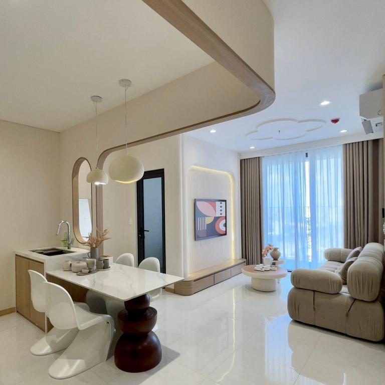 Căn Hộ 2 Phòng Ngủ Có Ban Công