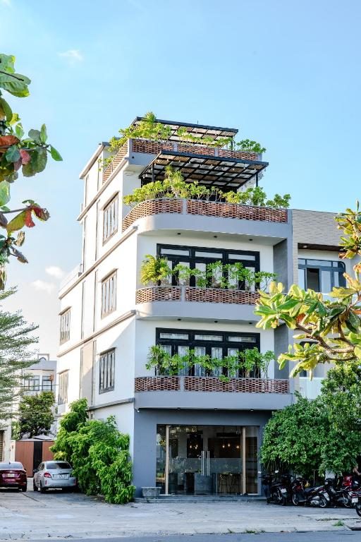Svy Ocean View Villa – Beachfront – Only 20m to the Beach