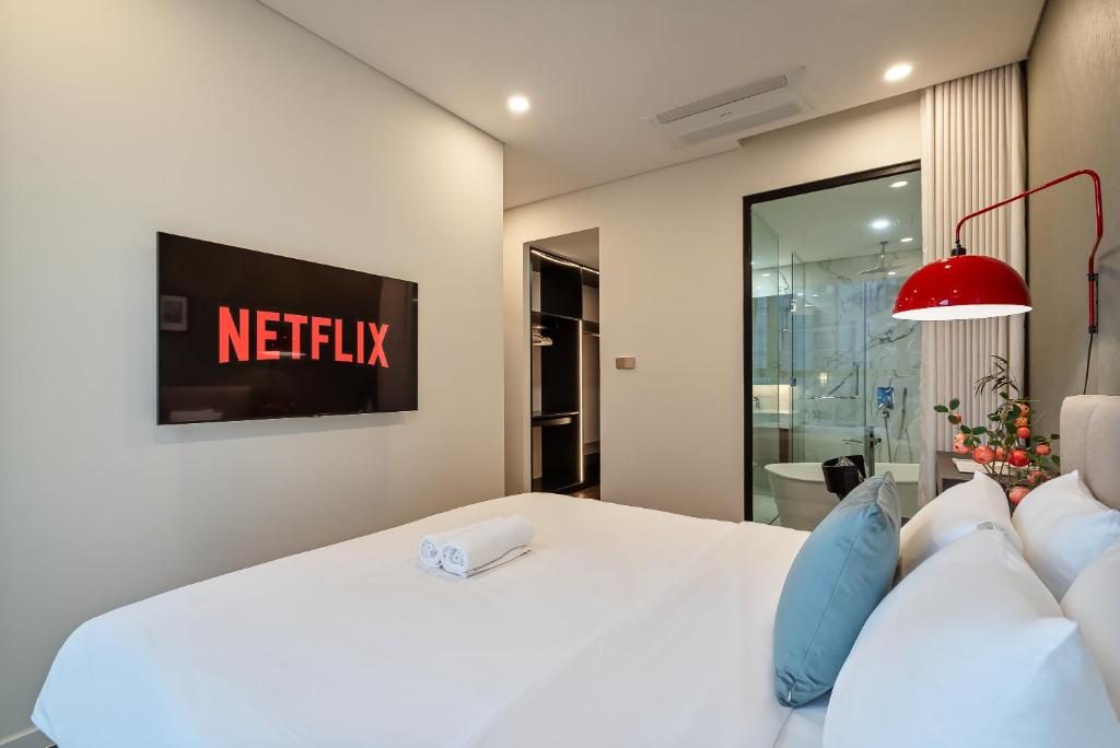 Three-Bedroom Premium Apartment
