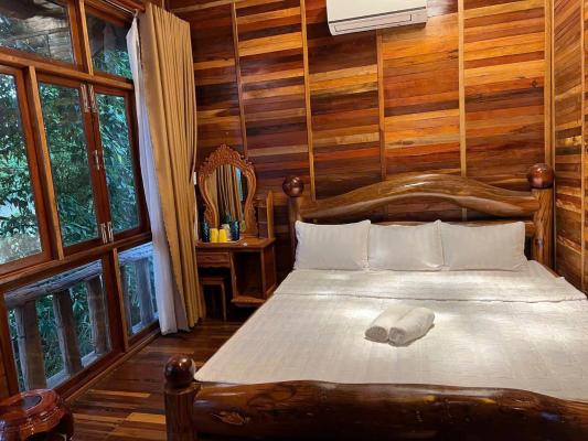 Phòng Deluxe Giường Đôi