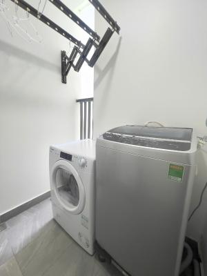 Căn Hộ 2 Phòng Ngủ Nhìn Ra Hồ Bơi