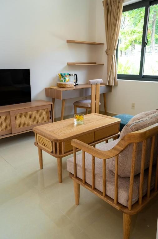 Studio Nhìn Ra Vườn