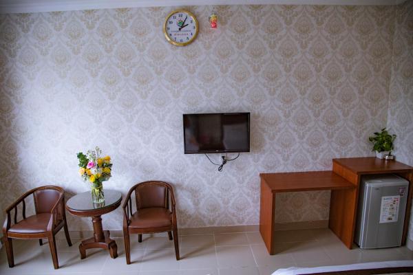 Phòng 4 Người Có Vòi Sen